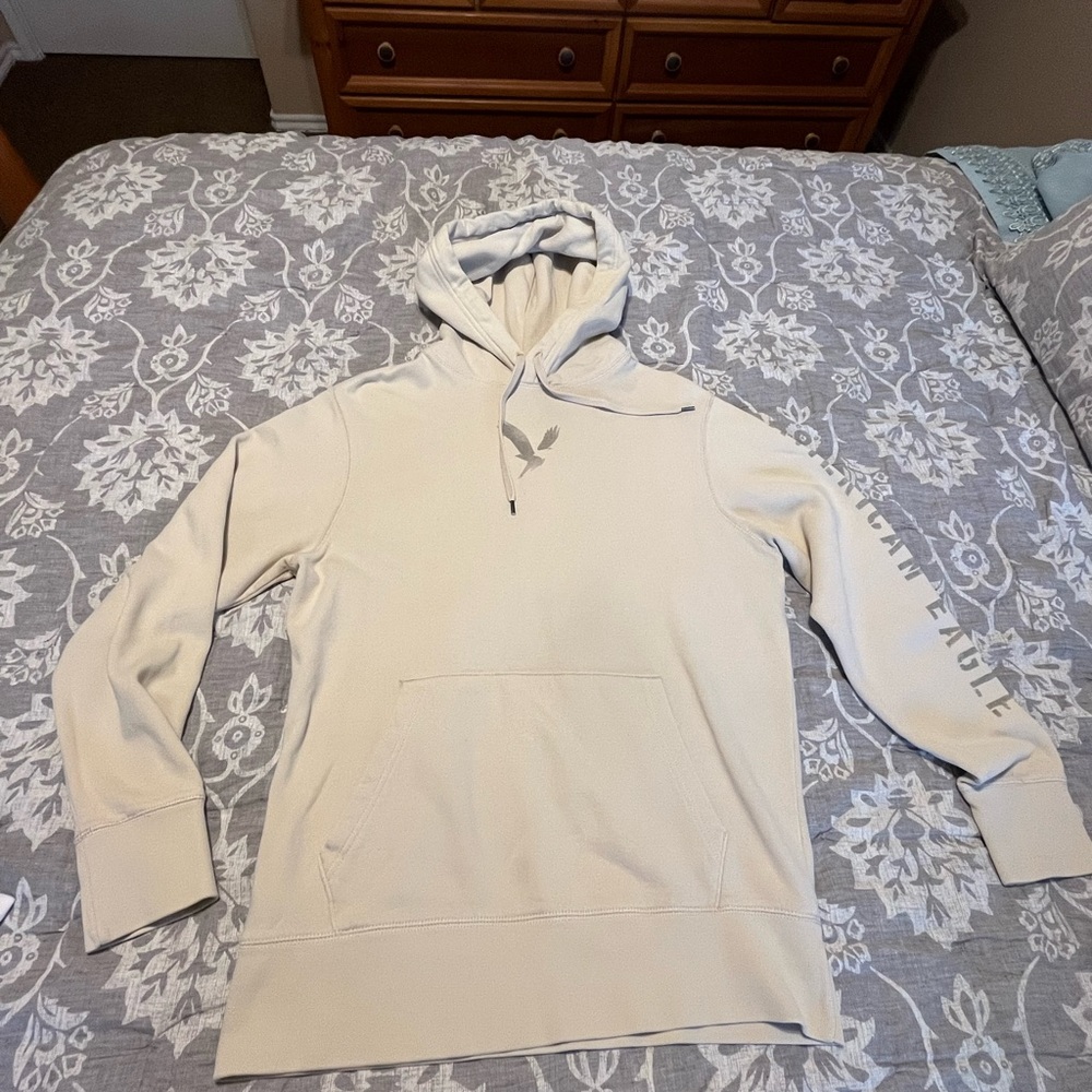 American Eagle Outfitters Cream Hoodie - Picture 2 of 2